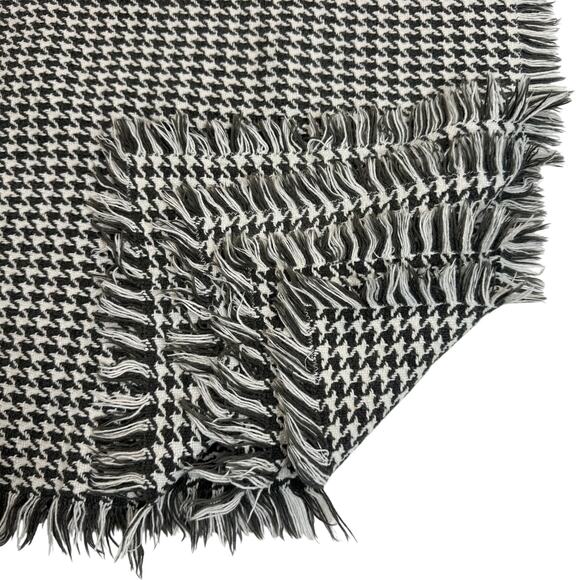 Houndstooth Blanket Shawl Wrap Scarf 42x44 Black White Fringe Unisex - Picture 4 of 7